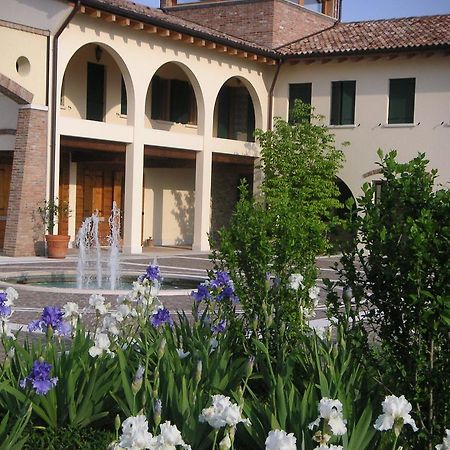 Agriturismo Due Torri モンテベッルーナ エクステリア 写真