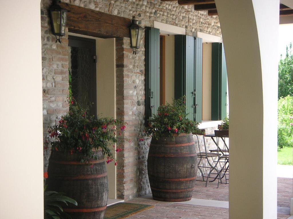 Agriturismo Due Torri モンテベッルーナ 部屋 写真