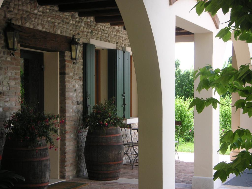 Agriturismo Due Torri モンテベッルーナ 部屋 写真