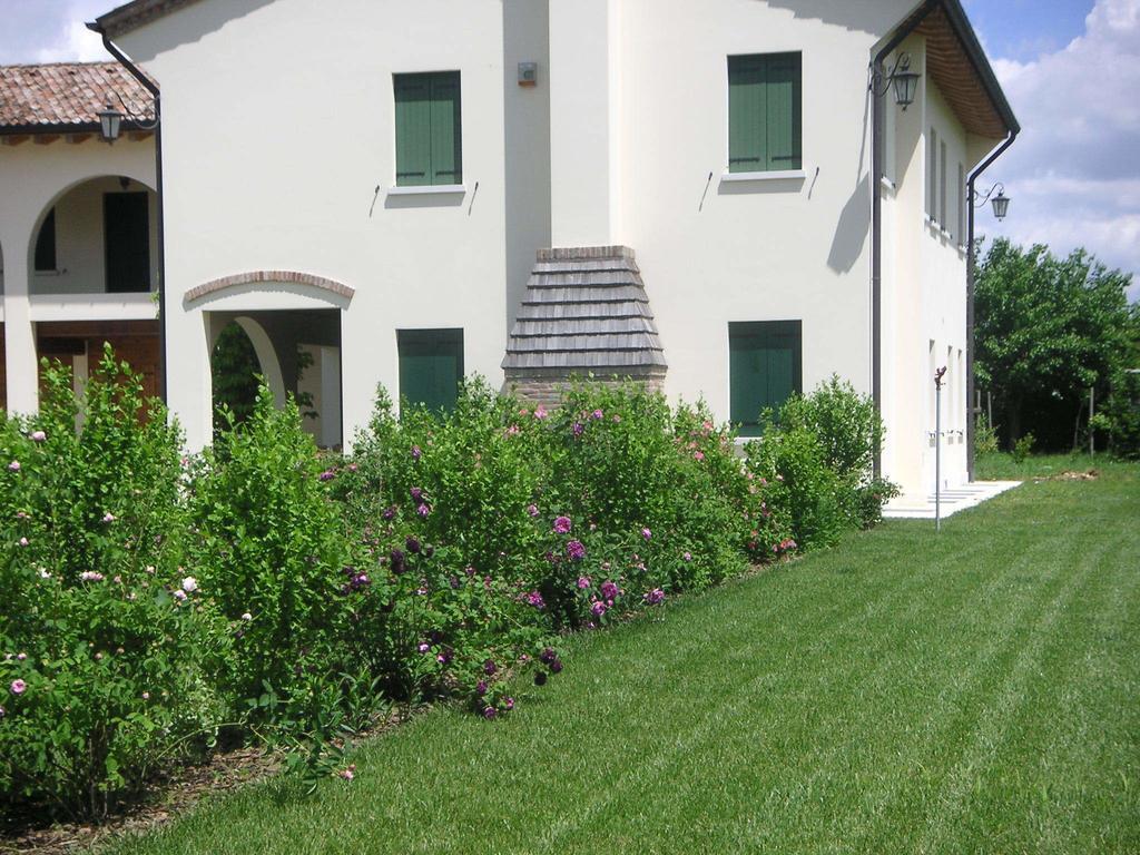 Agriturismo Due Torri モンテベッルーナ エクステリア 写真