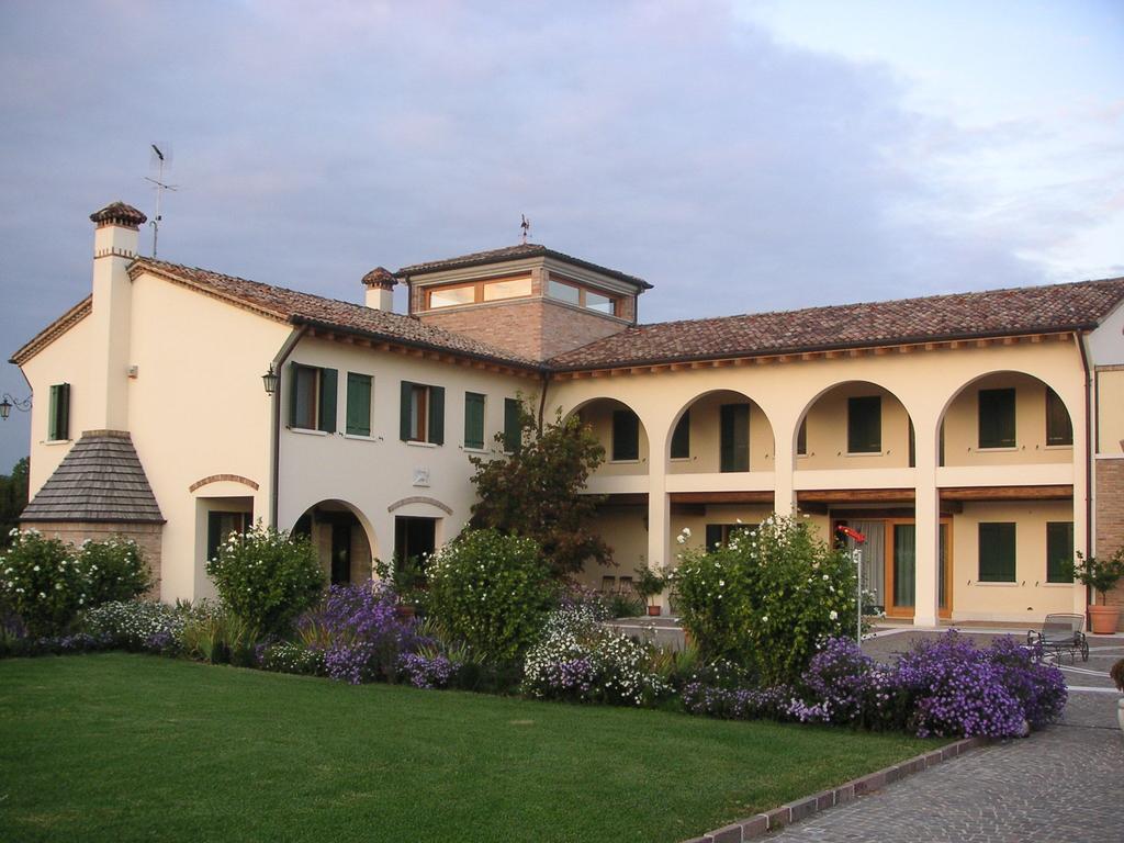Agriturismo Due Torri モンテベッルーナ エクステリア 写真
